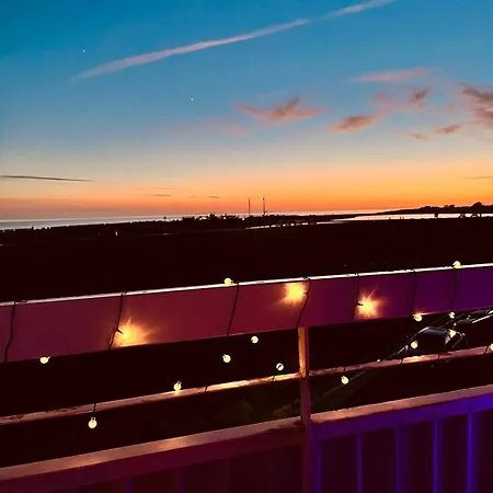 Neu! Strandstuuv Mit Traumhaftem Blick Auf Nordsee Apartament Büsum